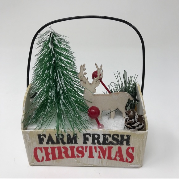 Christmas Farmhouse Tree Towel Set & Ornnanent - Picture 3 of 5